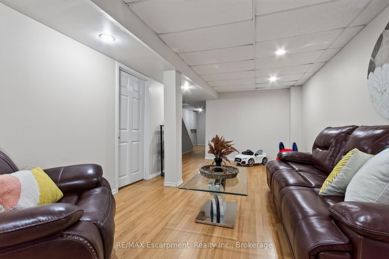 5143 Lampman Avenue • Burlington, ON photo 40