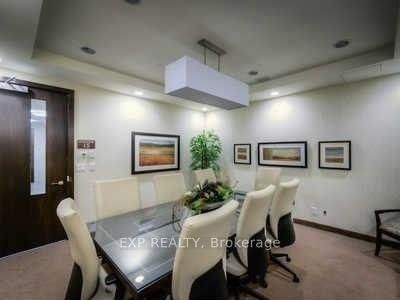 1121 - 2 Eva Road