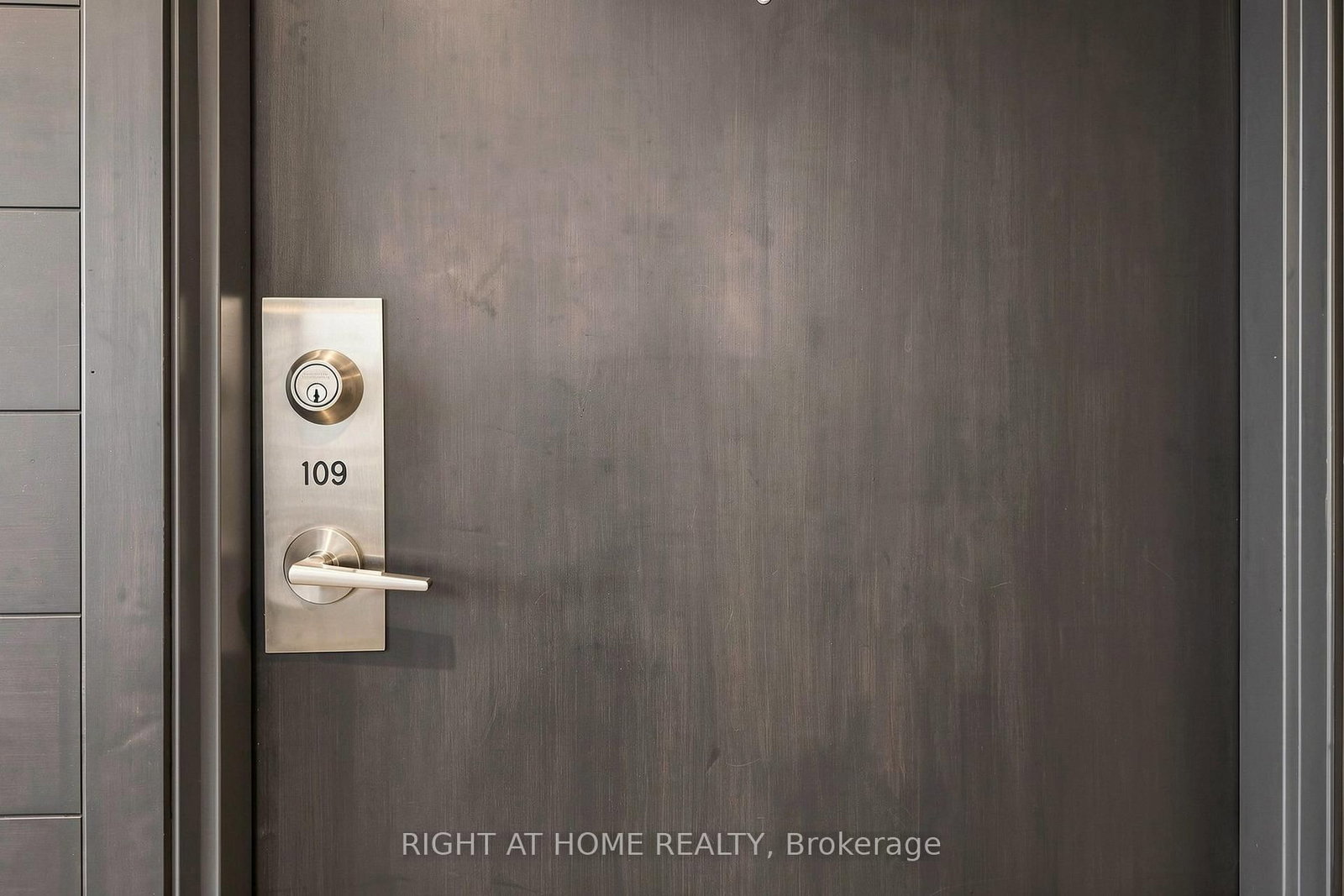 225 Sherway Gardens Road • #109 • Toronto, ON photo 5