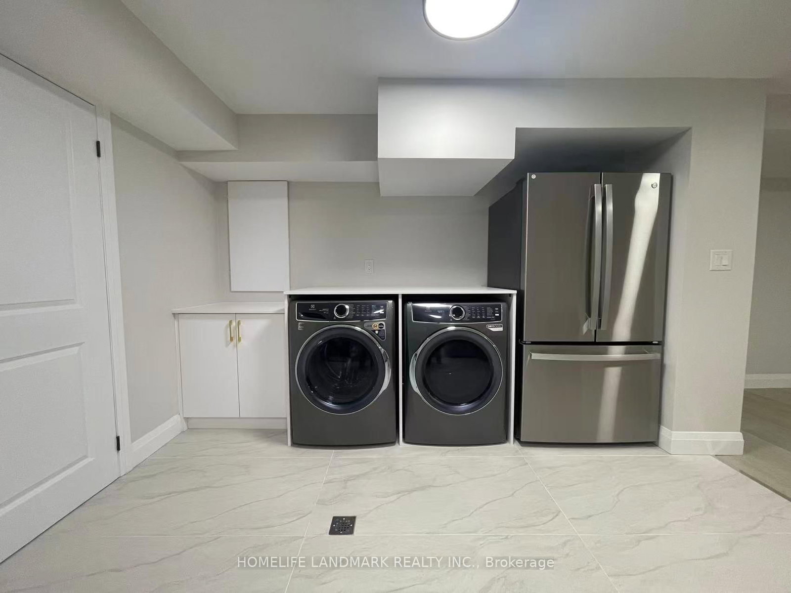 Unit 3 - 17 Rosemeade Avenue, Toronto 5