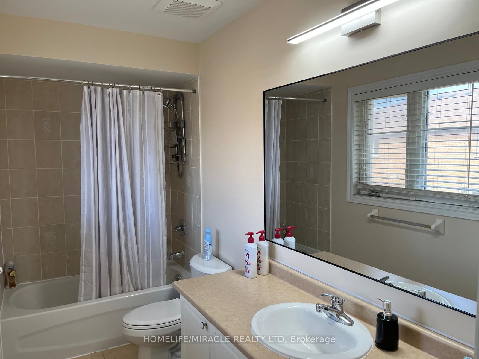 8 Sculptor Street • Brampton, ON photo 17
