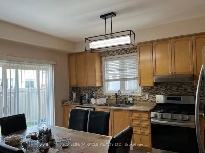 8 Sculptor Street • Brampton, ON photo 8