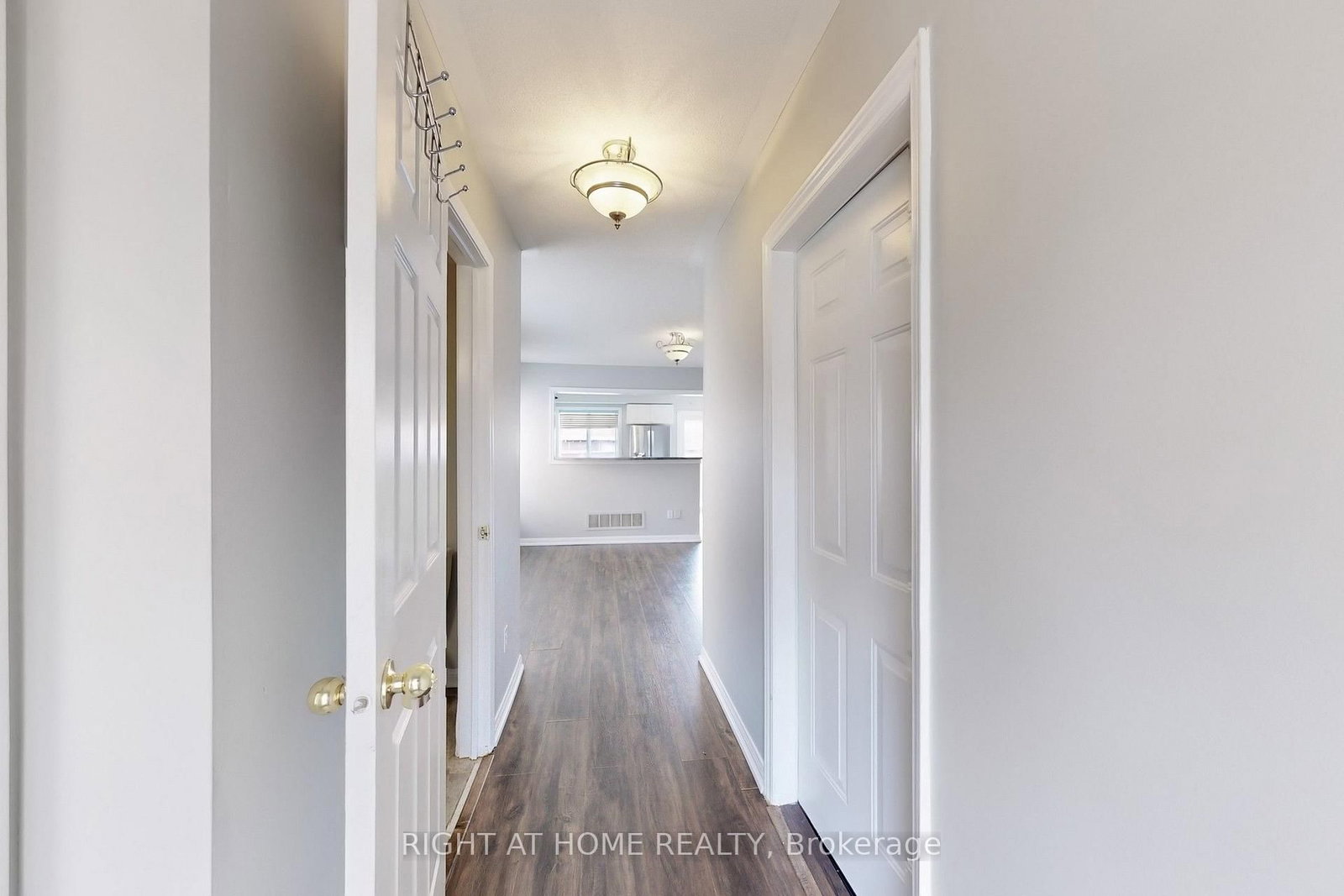 21 Dunlop Court • Brampton, ON photo 21