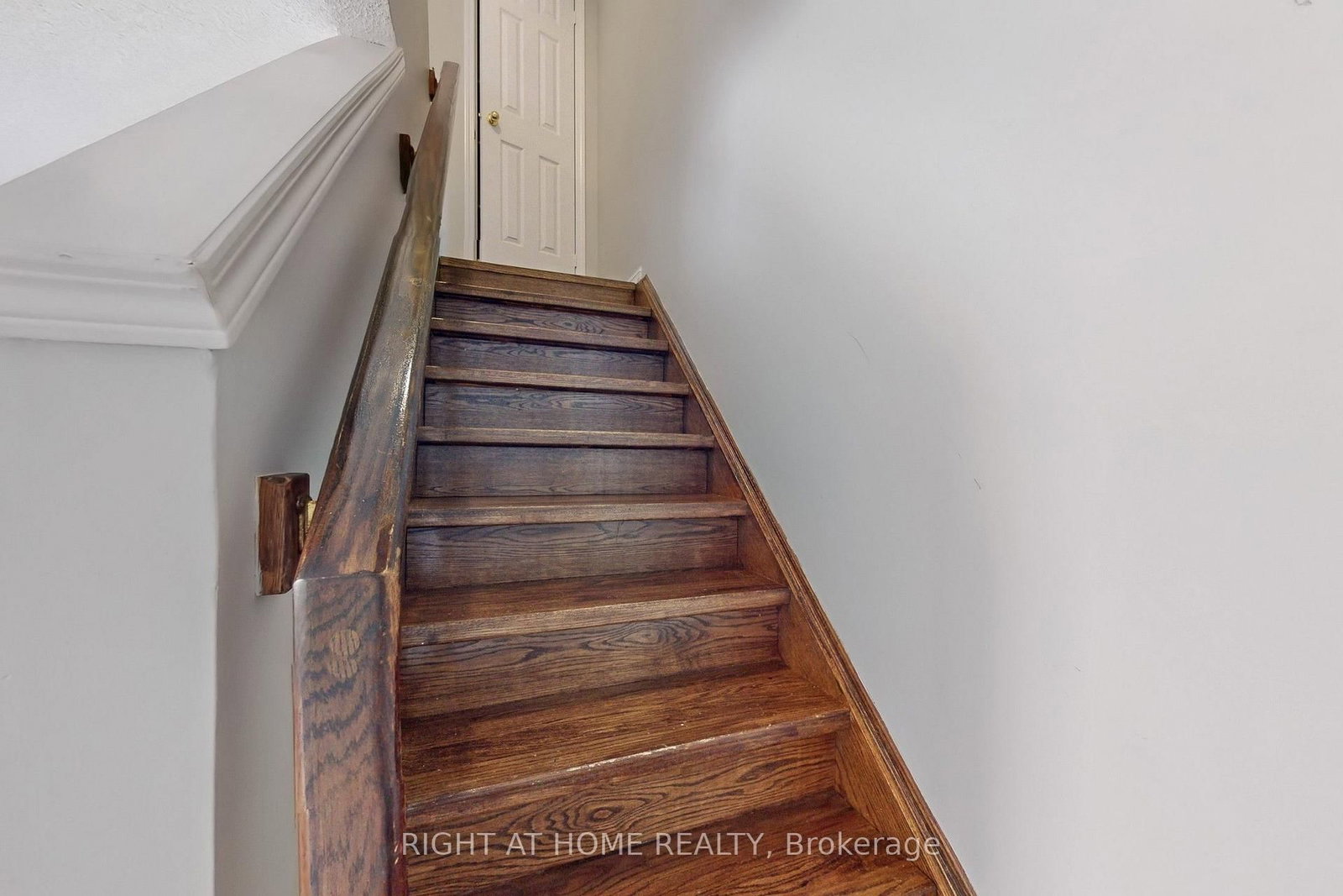 21 Dunlop Court • Brampton, ON photo 23