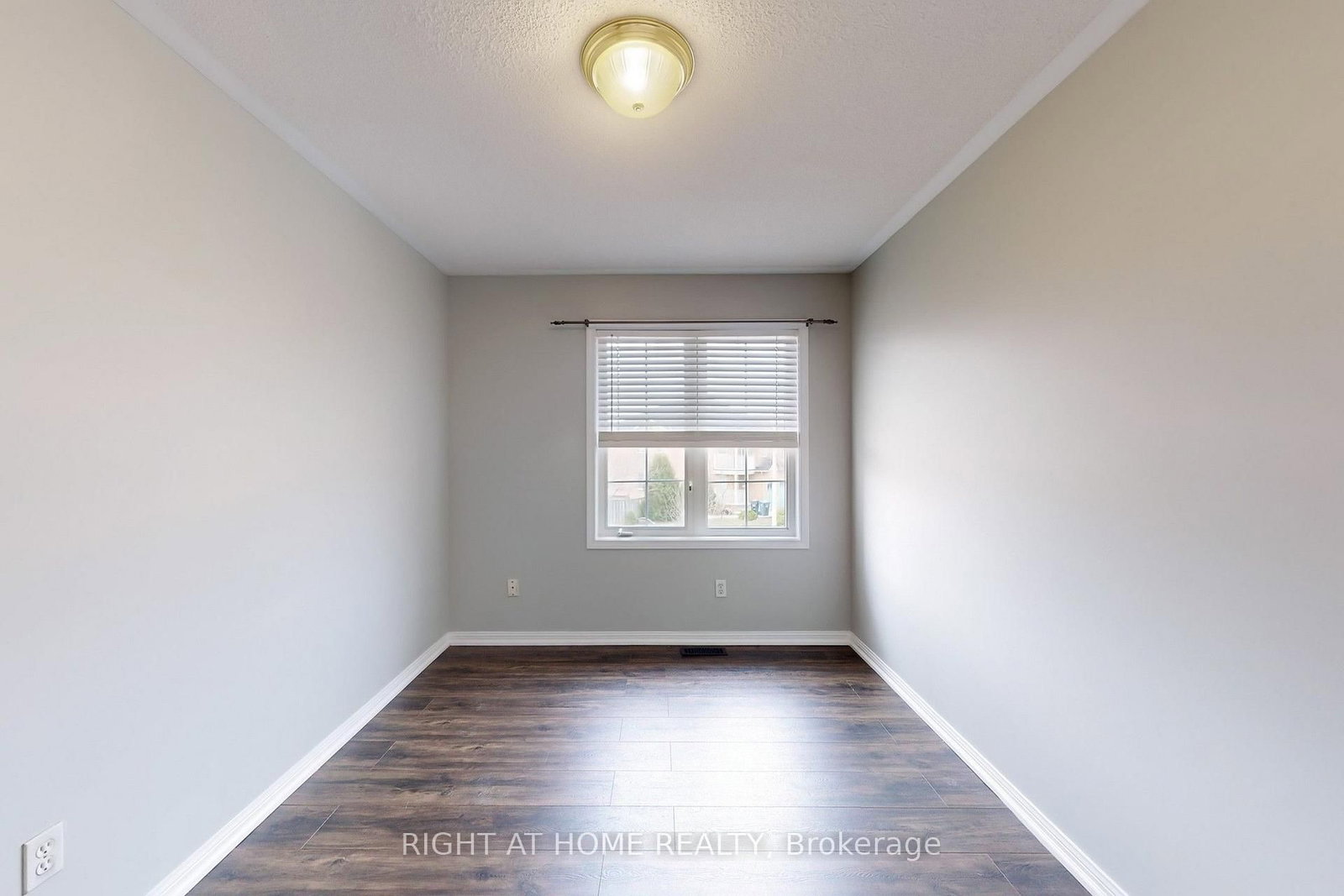 21 Dunlop Court • Brampton, ON photo 31