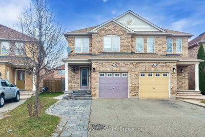 21 Dunlop Court • Brampton, ON photo 4