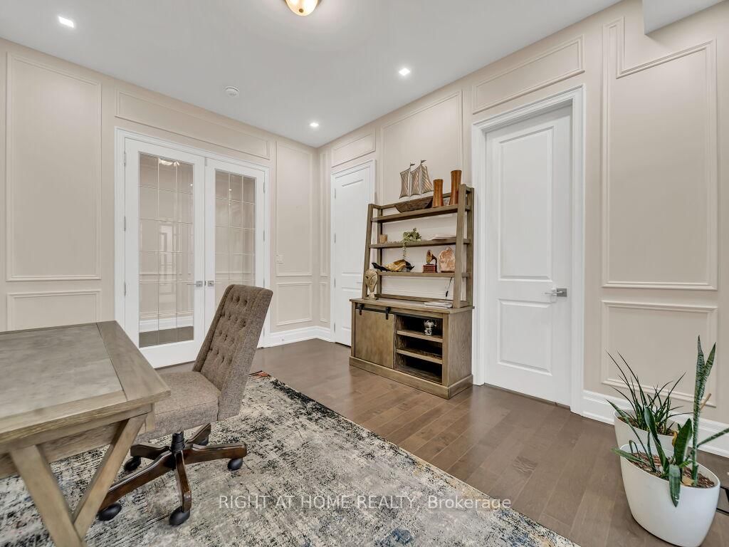 12 Hackwood Heights • Brampton, ON photo 11