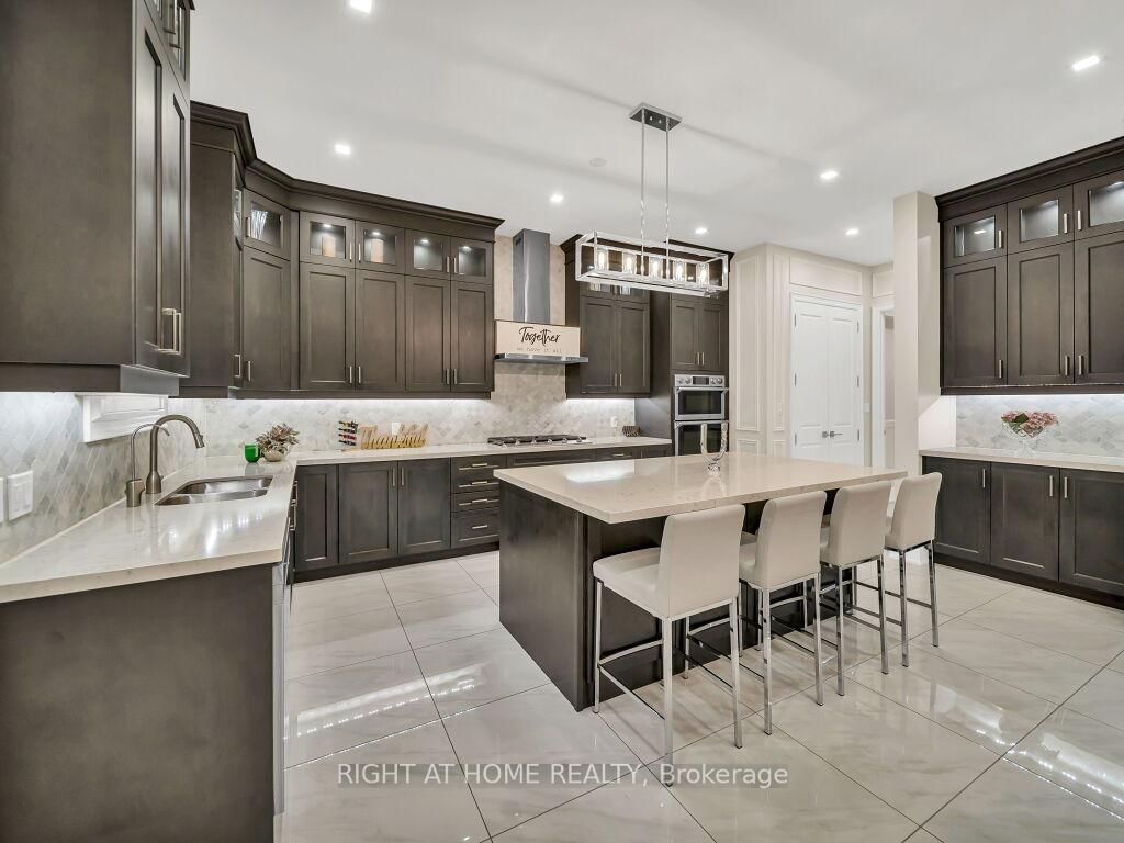 12 Hackwood Heights • Brampton, ON photo 15