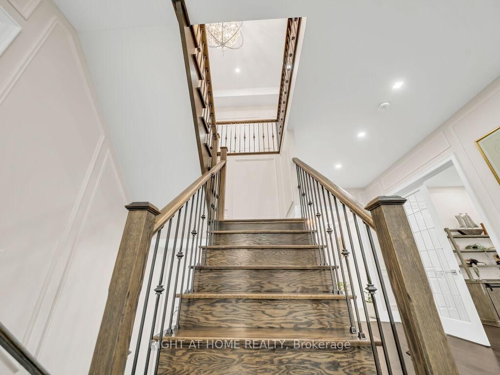12 Hackwood Heights • Brampton, ON photo 24