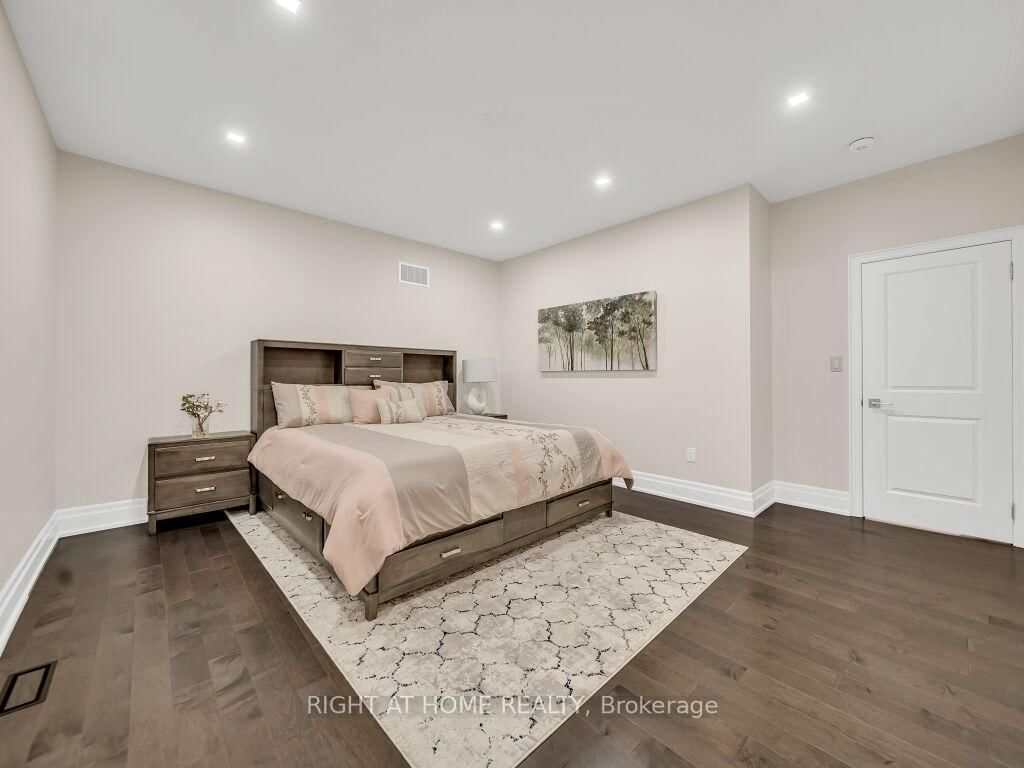 12 Hackwood Heights • Brampton, ON photo 33