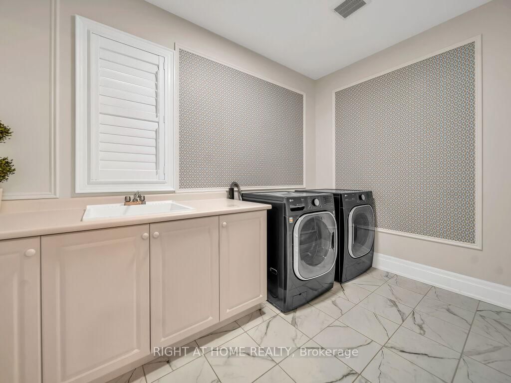 12 Hackwood Heights • Brampton, ON photo 43