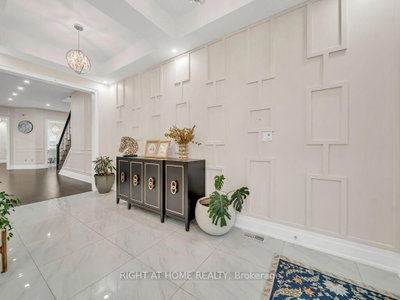 12 Hackwood Heights • Brampton, ON photo 5