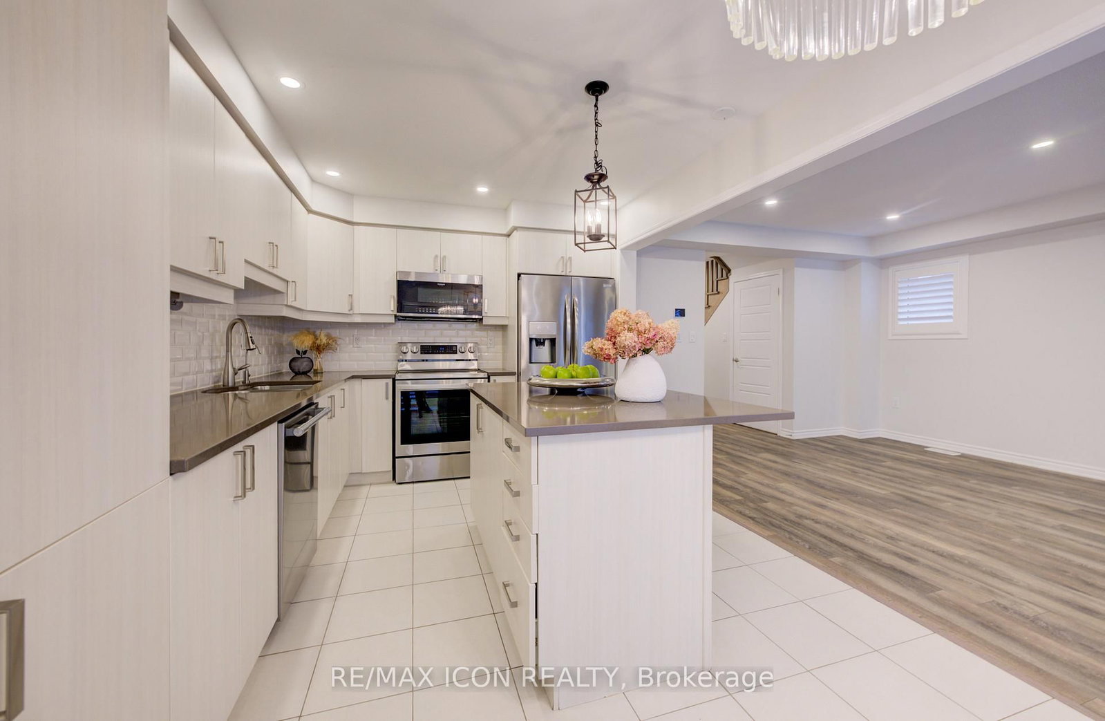 302 Jean Landing • Milton, ON photo 12