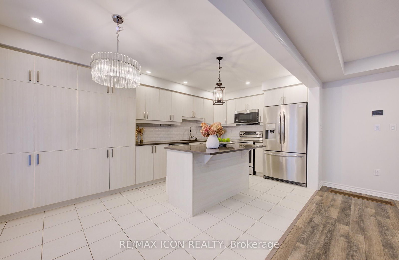 302 Jean Landing • Milton, ON photo 16