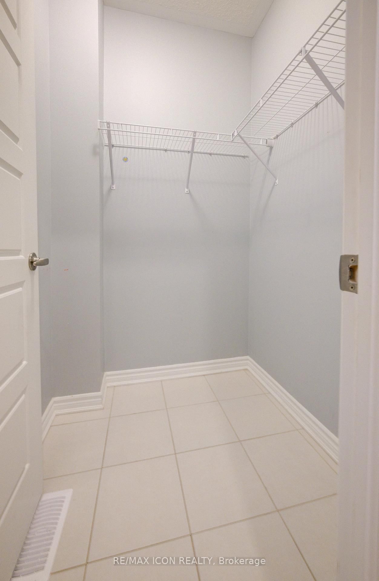 302 Jean Landing • Milton, ON photo 19
