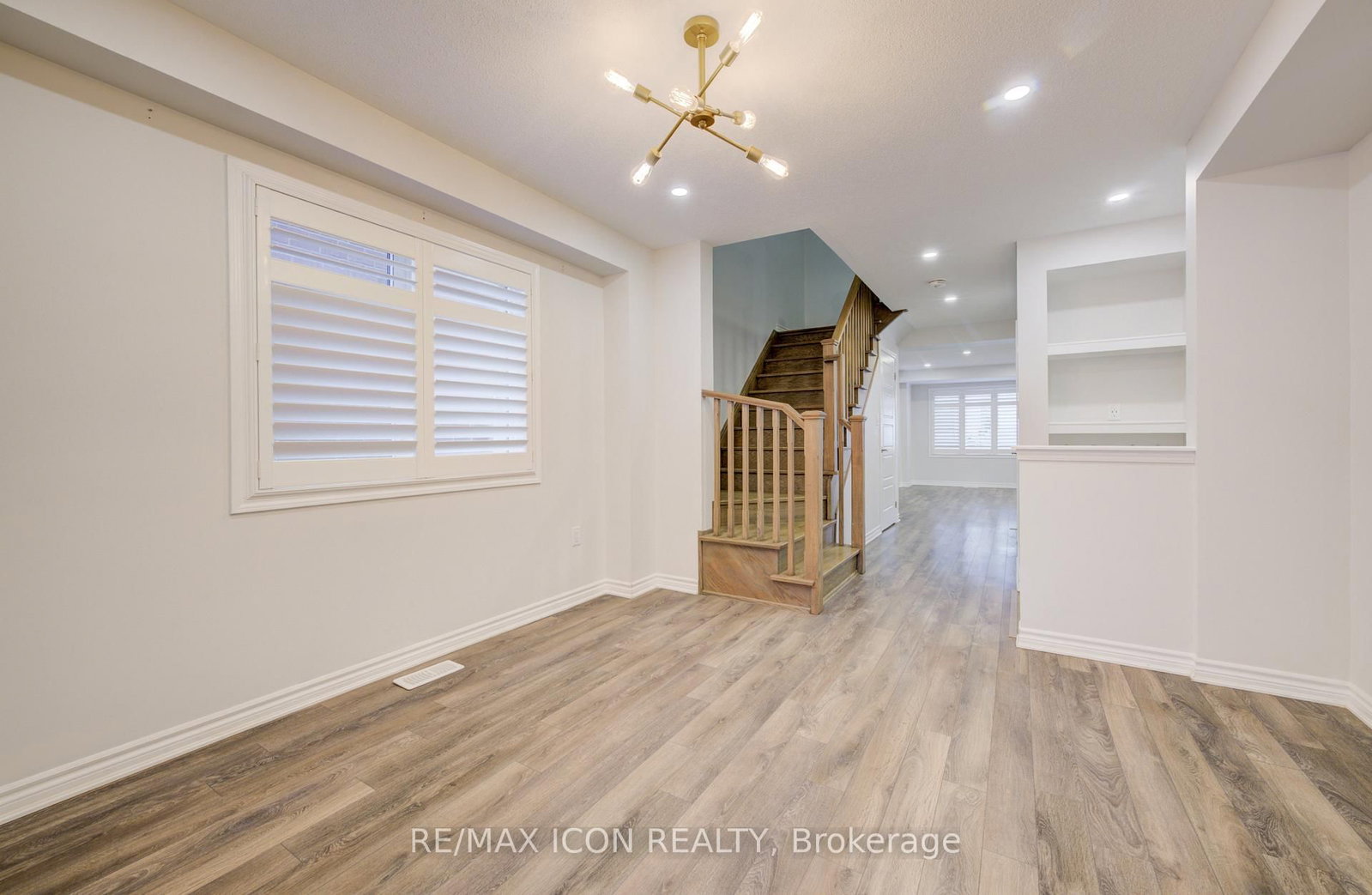 302 Jean Landing • Milton, ON photo 4