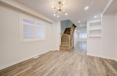 302 Jean Landing • Milton, ON photo 4