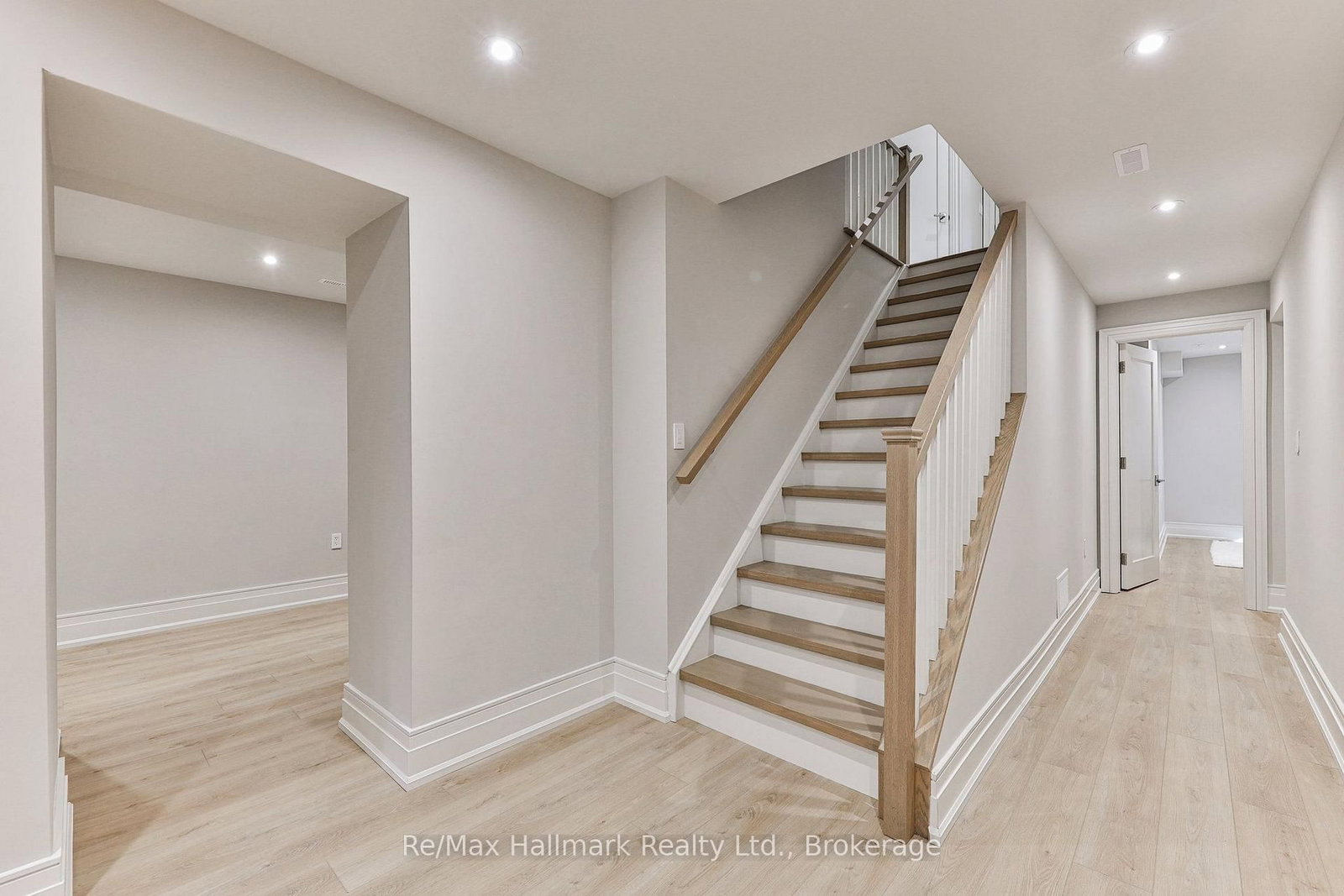 1310 Duncan Oakville,ON L6J 2P8 — Photo 34