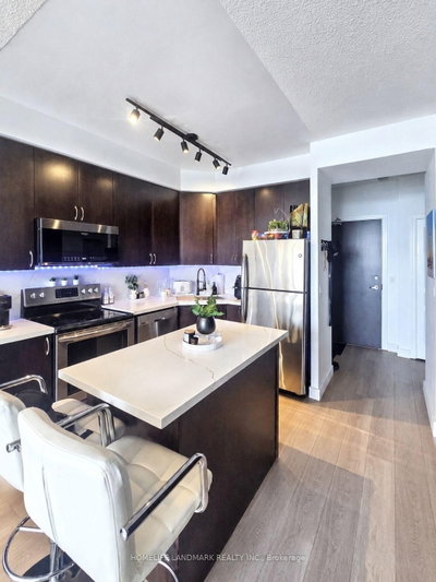 223 Webb Drive • #607 • Mississauga, ON photo 3