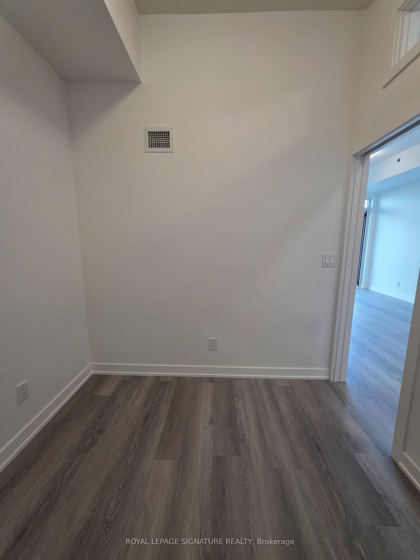 3200 Dakota Common • #104B • Burlington, ON photo 8