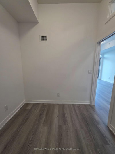 3200 Dakota Common • #104B • Burlington, ON photo 8