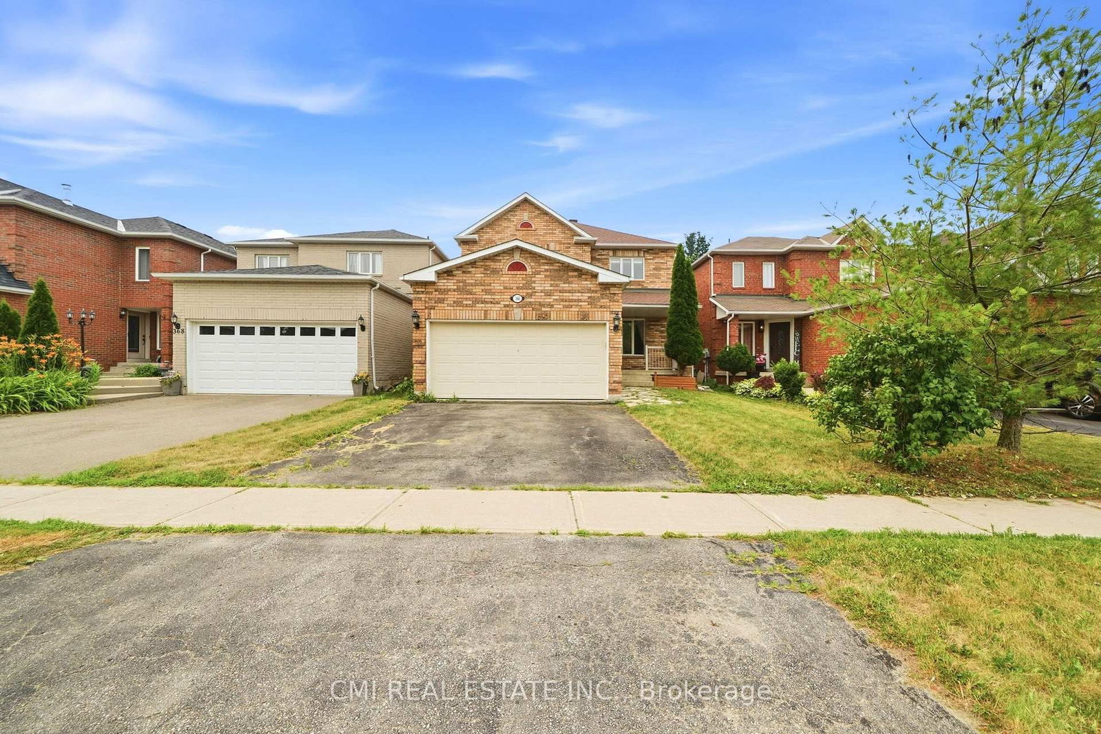 366 Marshall Crescent • Orangeville, ON photo 2