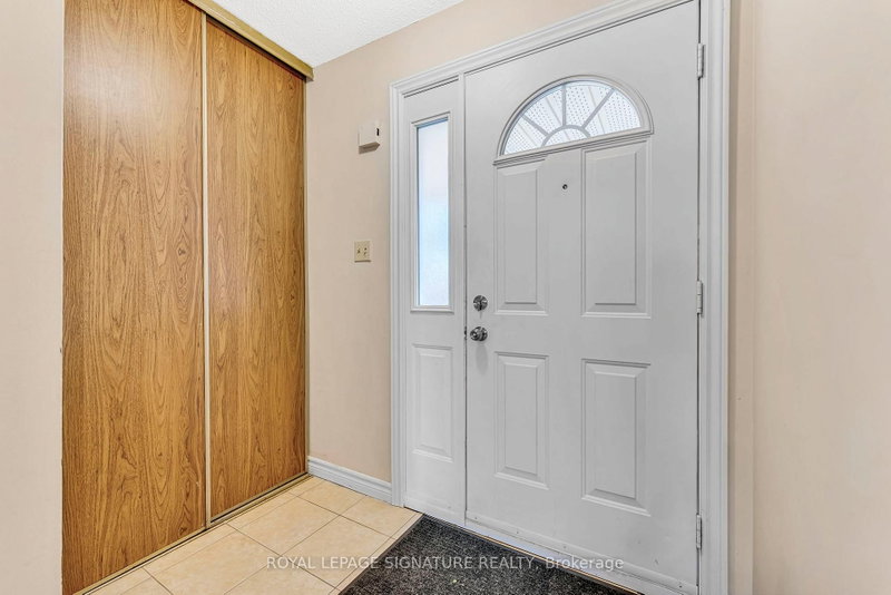 33 - 2079 The Collegeway Road