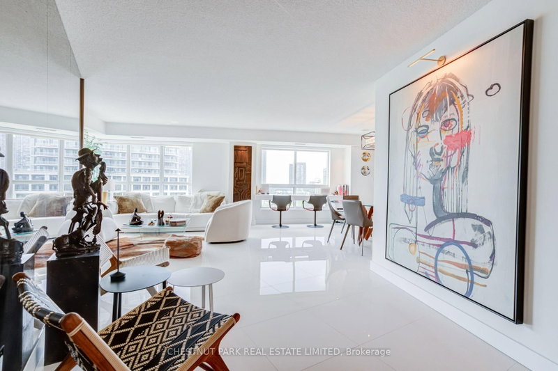 1208 - 2111 Lake Shore Boulevard W