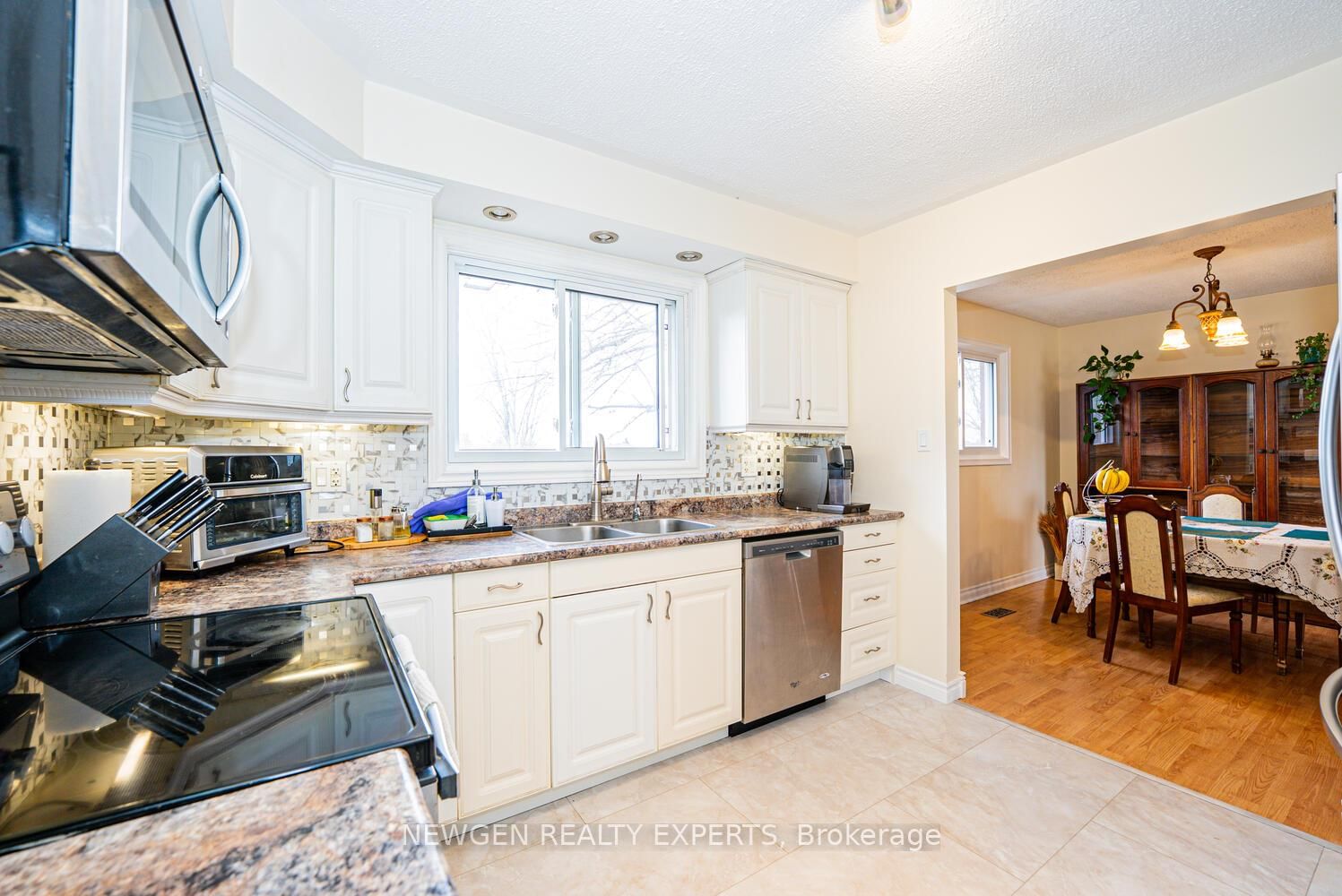 9049 DUBLIN Line • Halton Hills, ON photo 10