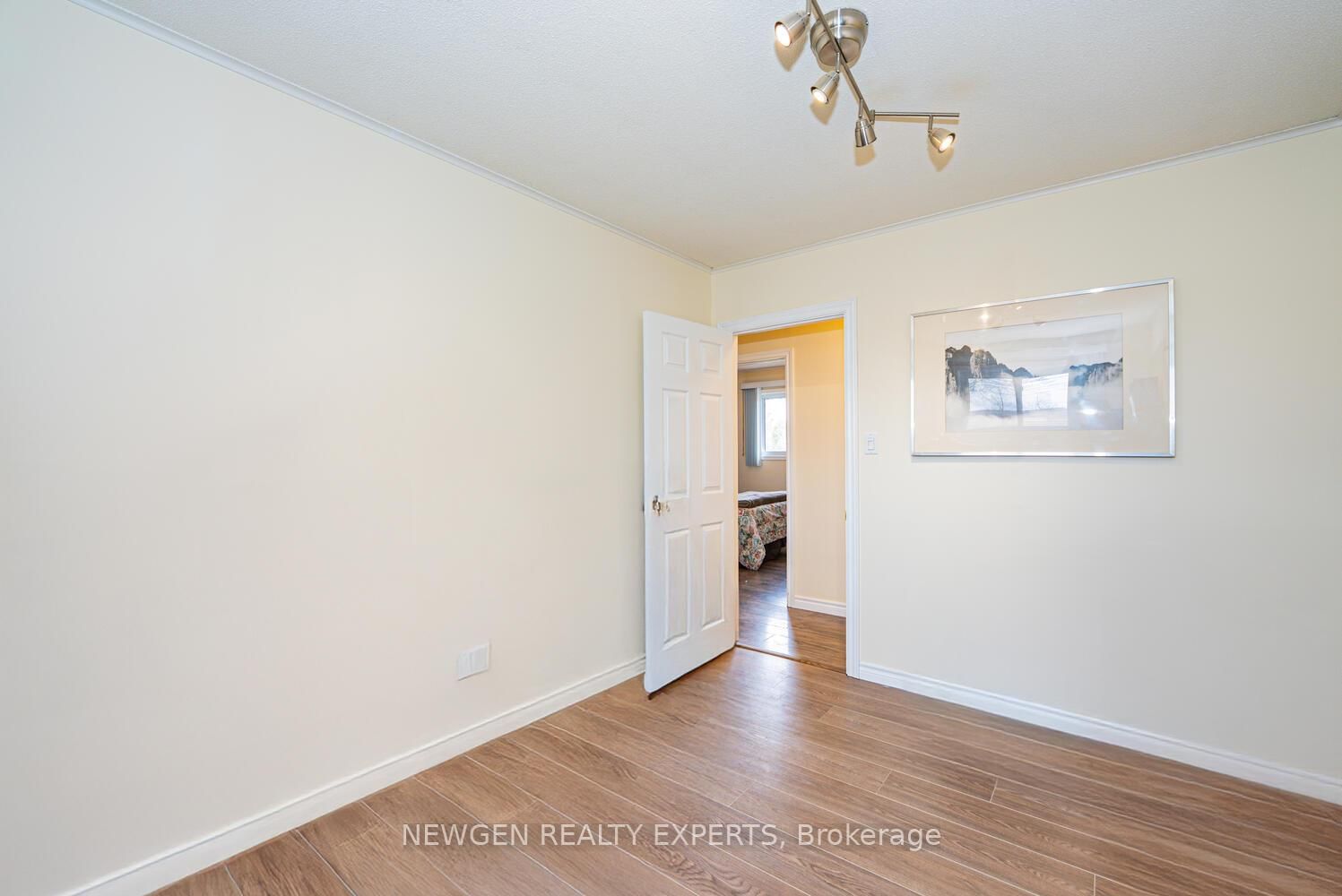 9049 DUBLIN Line • Halton Hills, ON photo 23