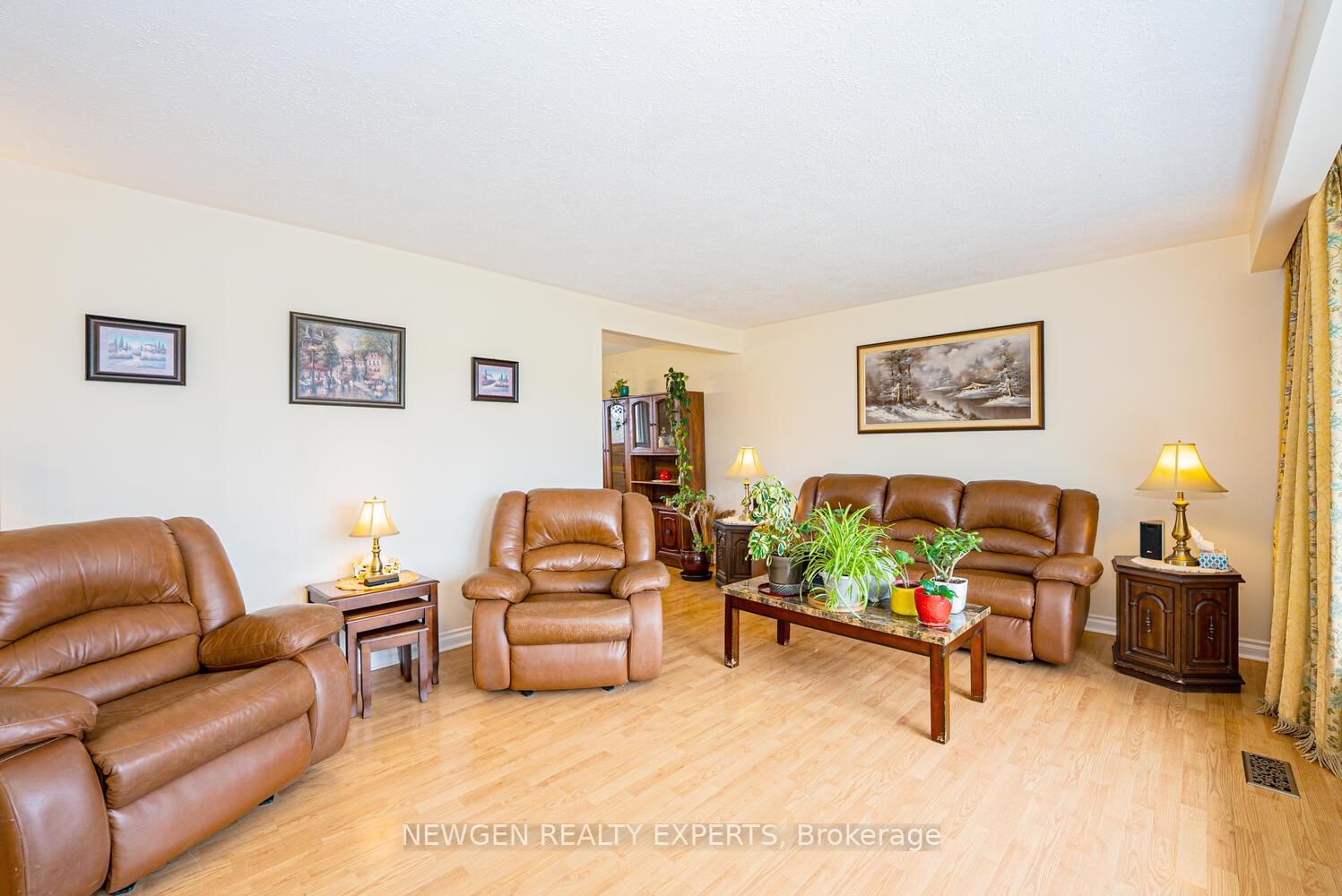 9049 DUBLIN Line • Halton Hills, ON photo 8