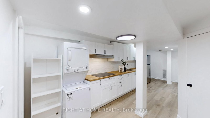 LOWER - 1121 Foxglove Place