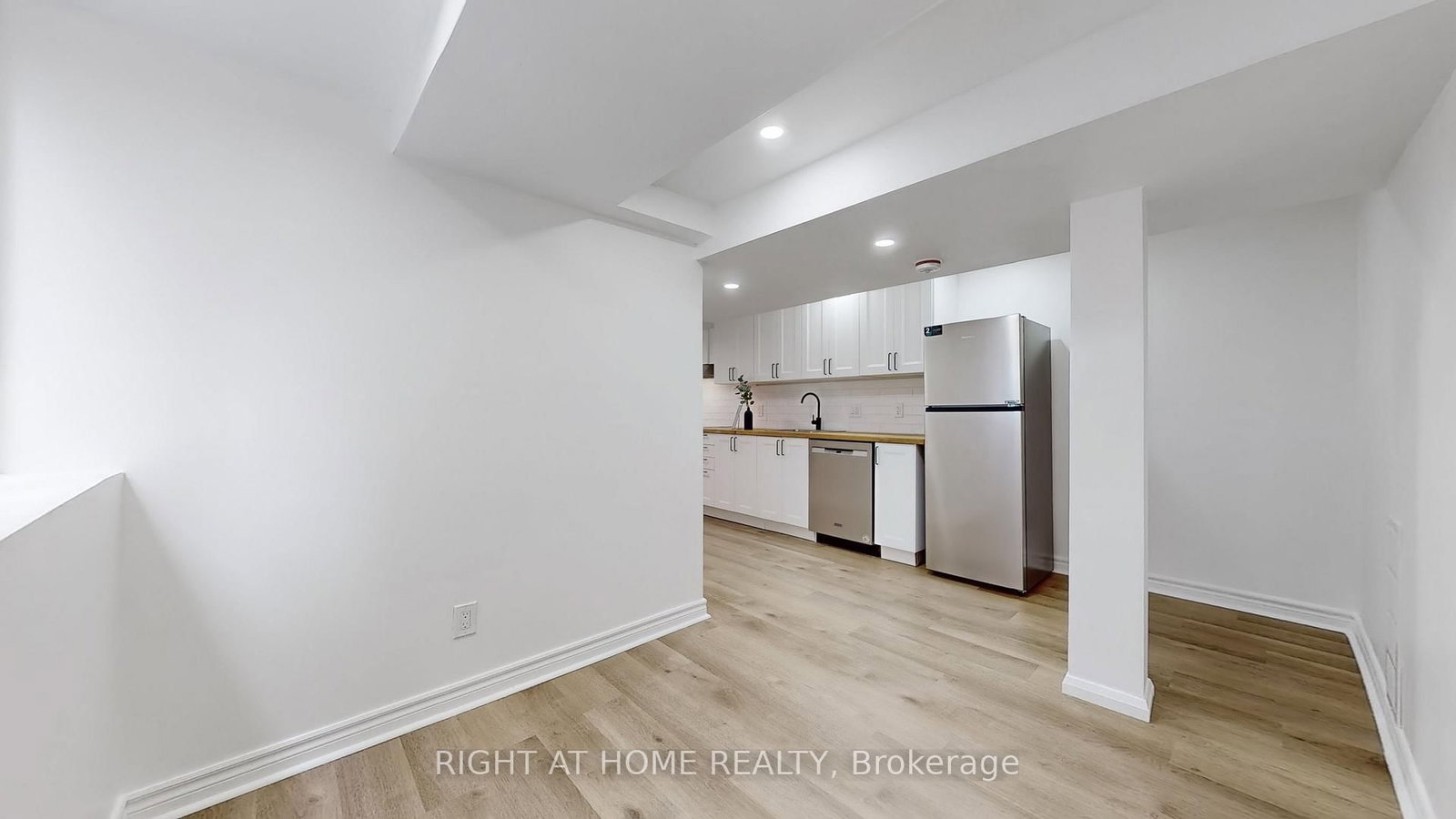 LOWER - 1121 Foxglove Place, Mississauga 4
