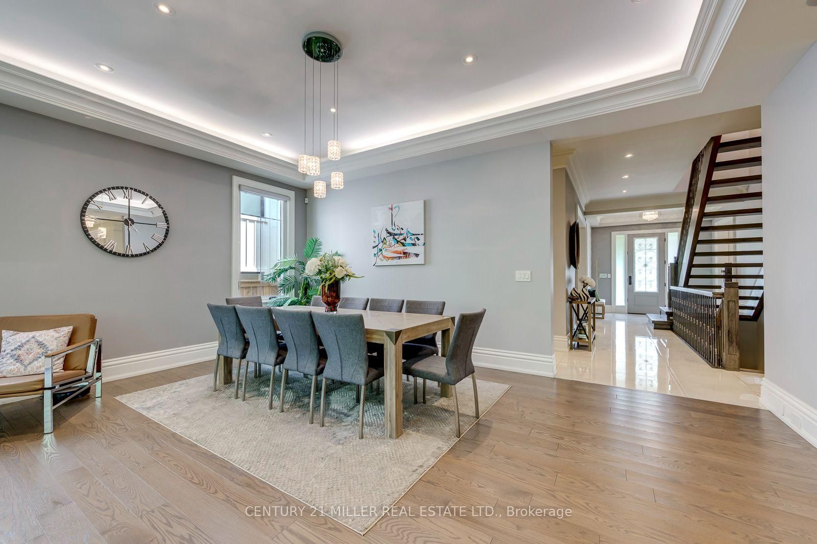 1399 WILLOWDOWN Road • Oakville, ON photo 18