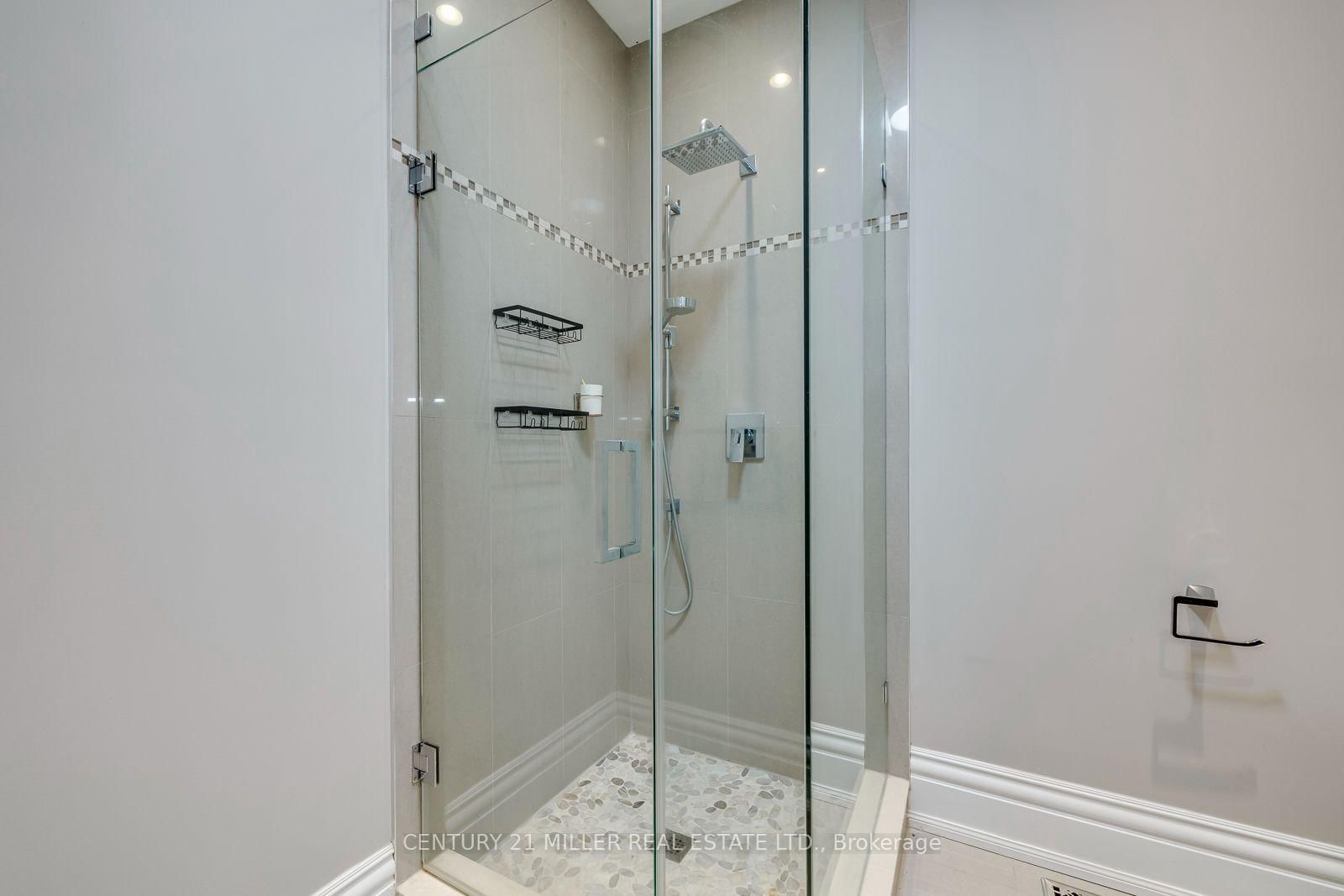 1399 WILLOWDOWN Road • Oakville, ON photo 32
