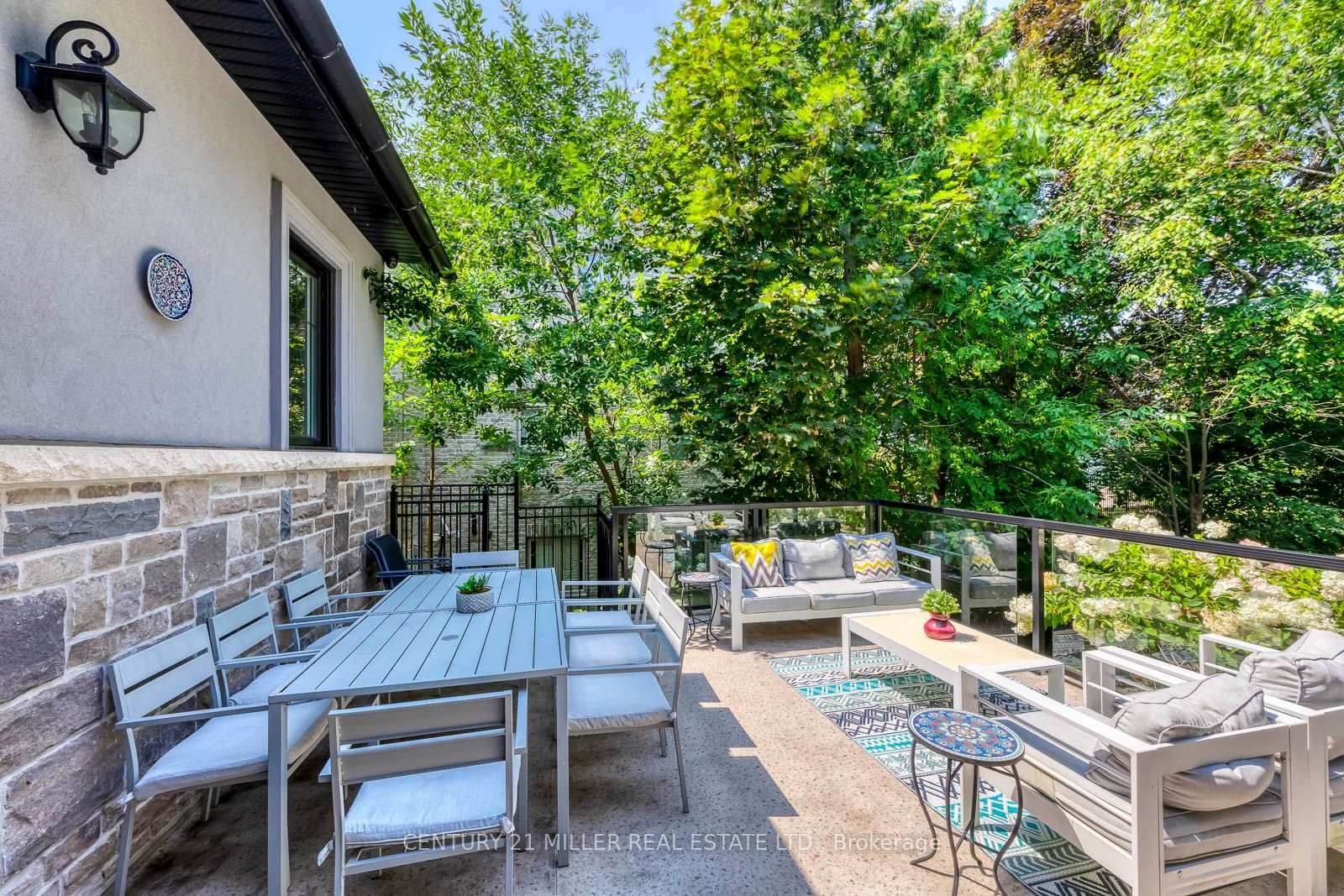 1399 WILLOWDOWN Road • Oakville, ON photo 46