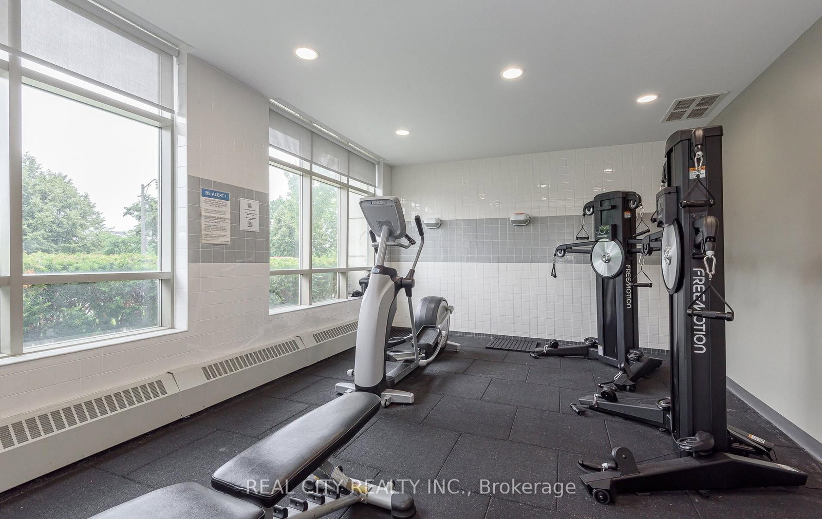 2325 Central Park Oakville,ON L6H 0E2 — Photo 26