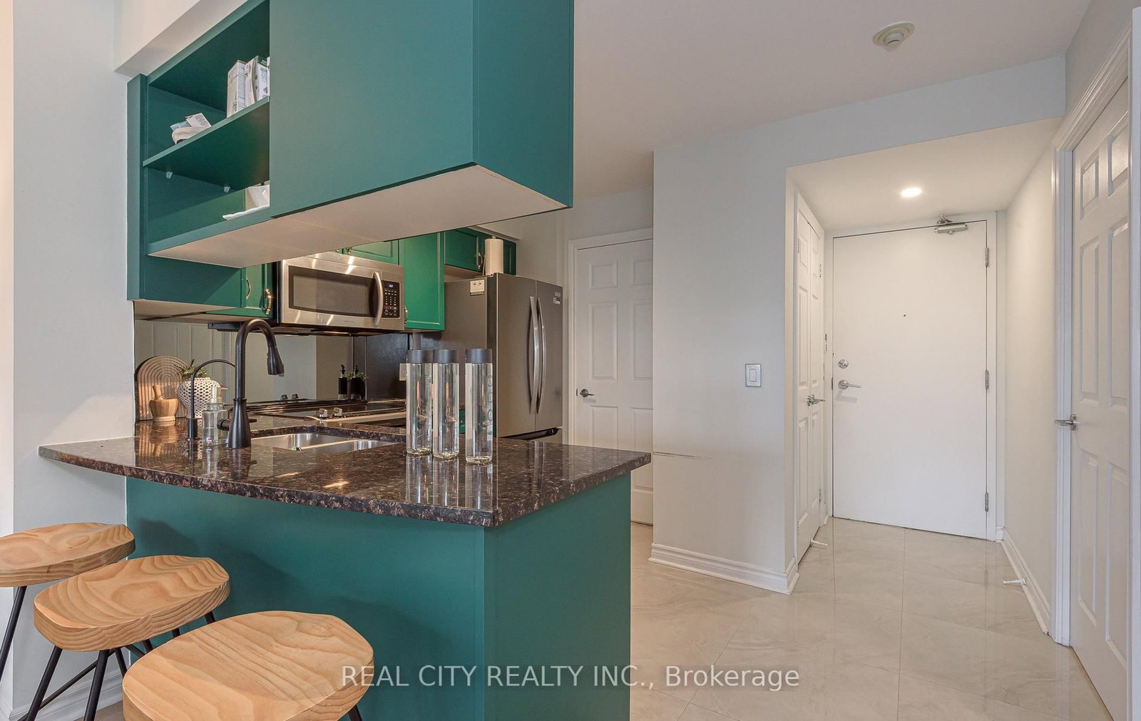 2325 Central Park Oakville,ON L6H 0E2 — Photo 5