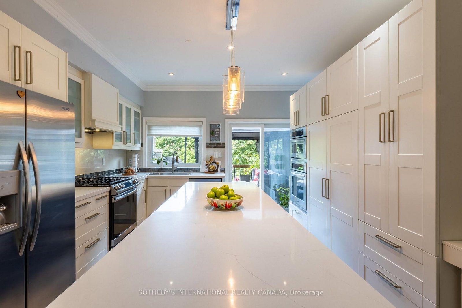 960A The Queensway • Toronto, ON photo 11