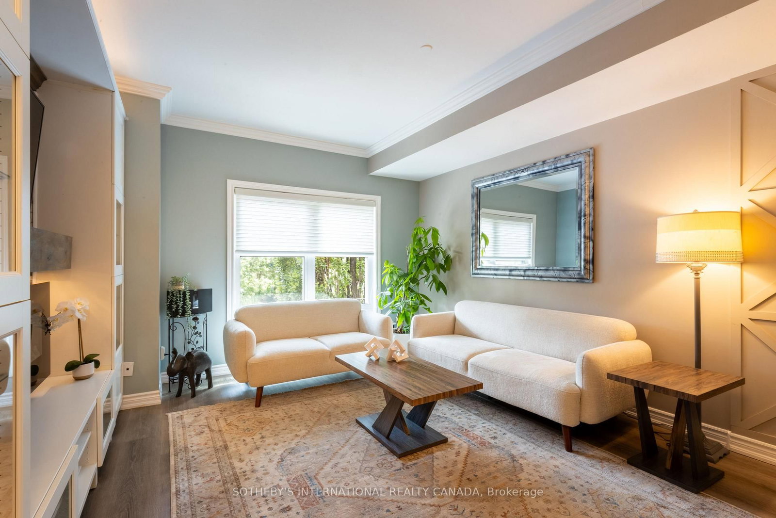 960A The Queensway • Toronto, ON photo 14