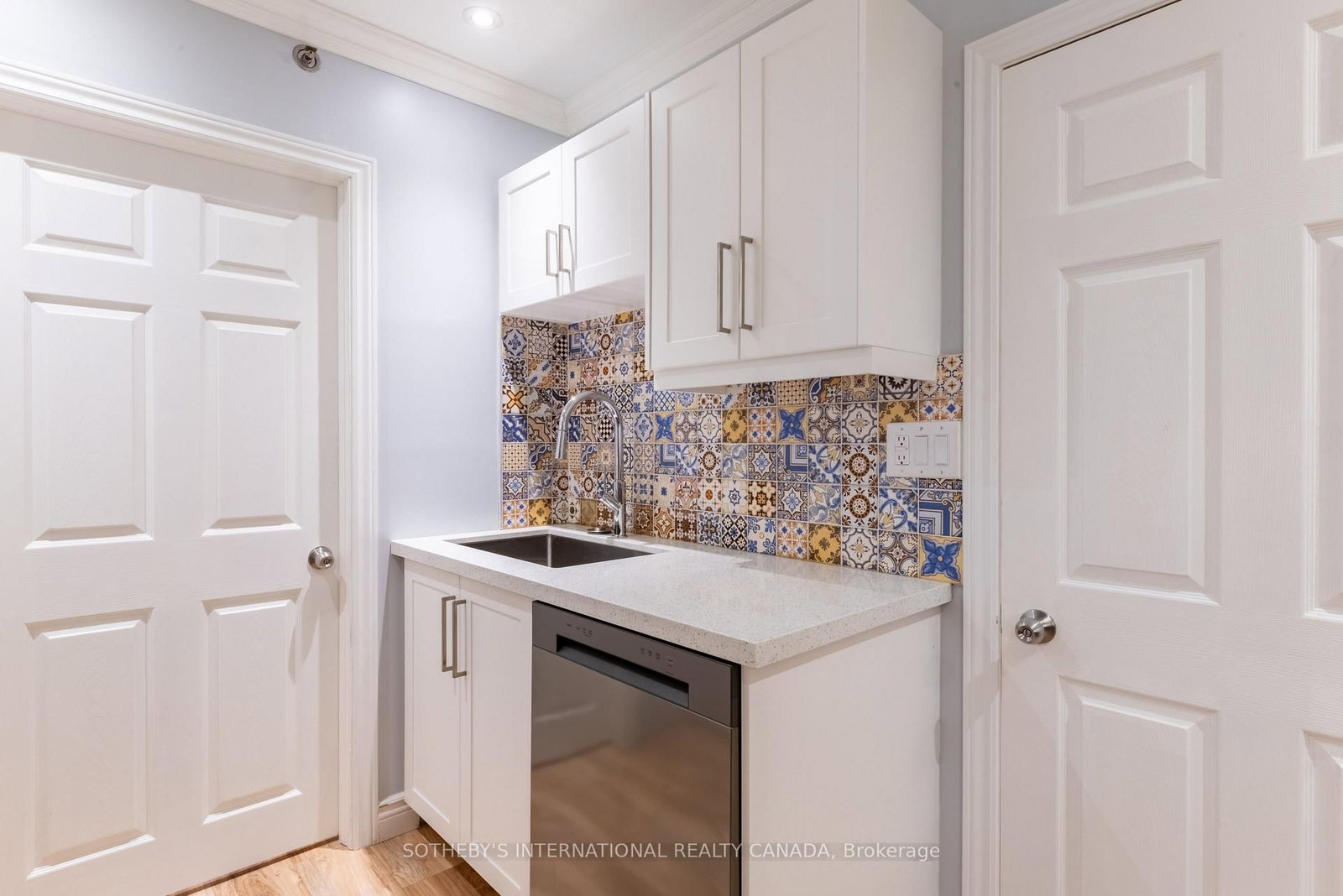 960A The Queensway • Toronto, ON photo 42