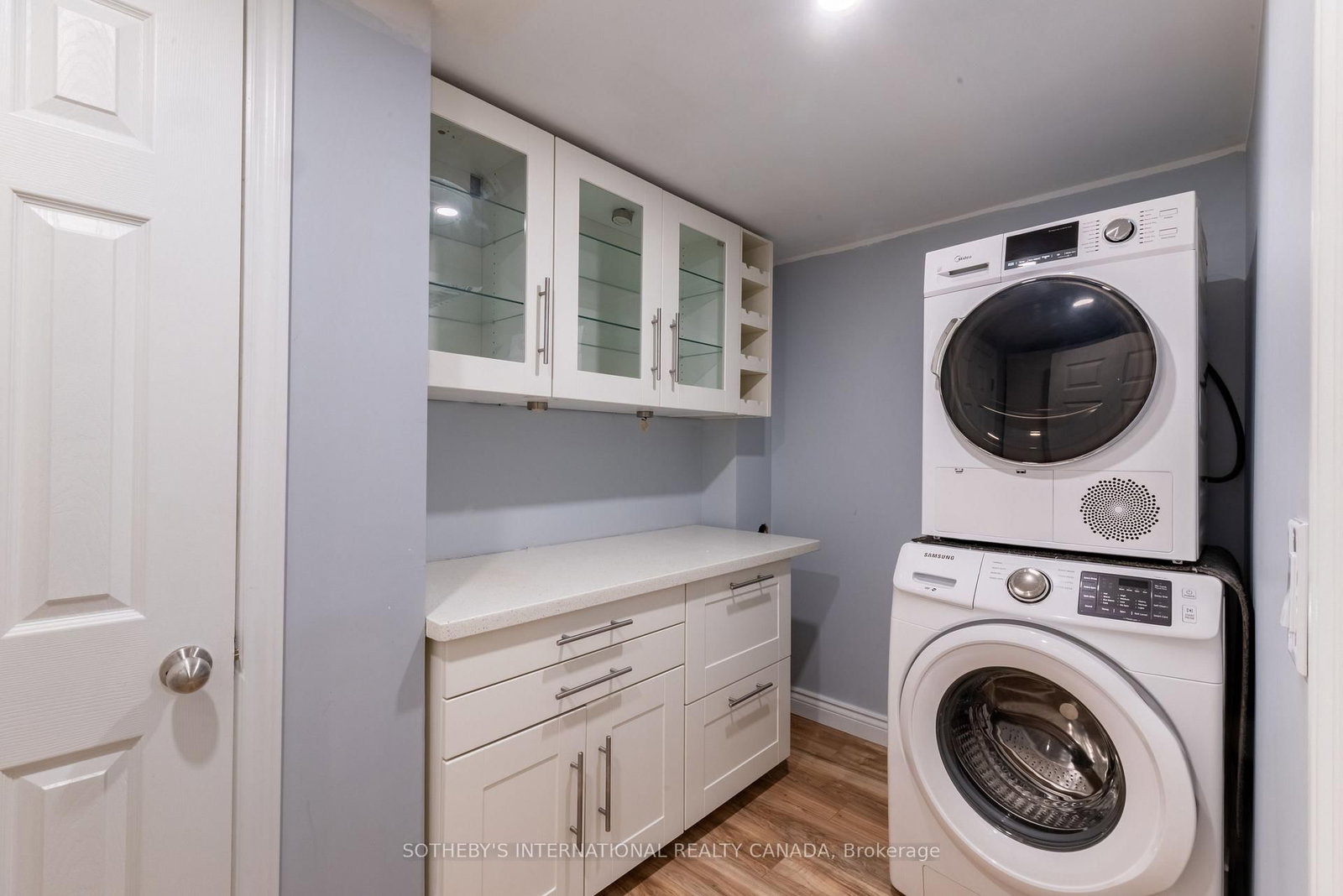960A The Queensway • Toronto, ON photo 44