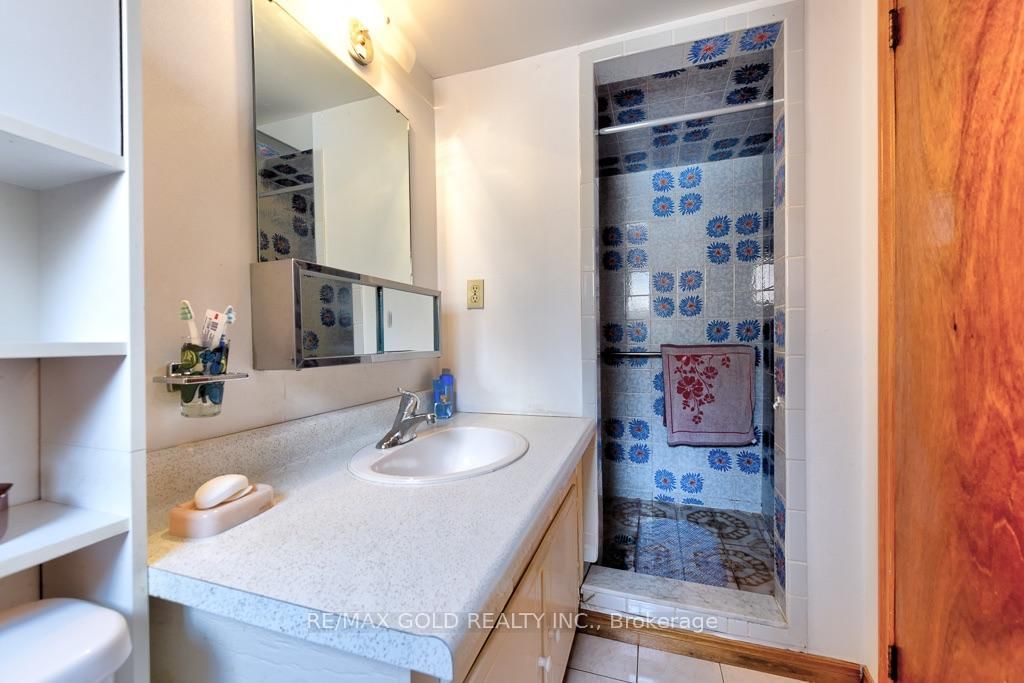 70 Malcolm Crescent • Brampton, ON photo 32