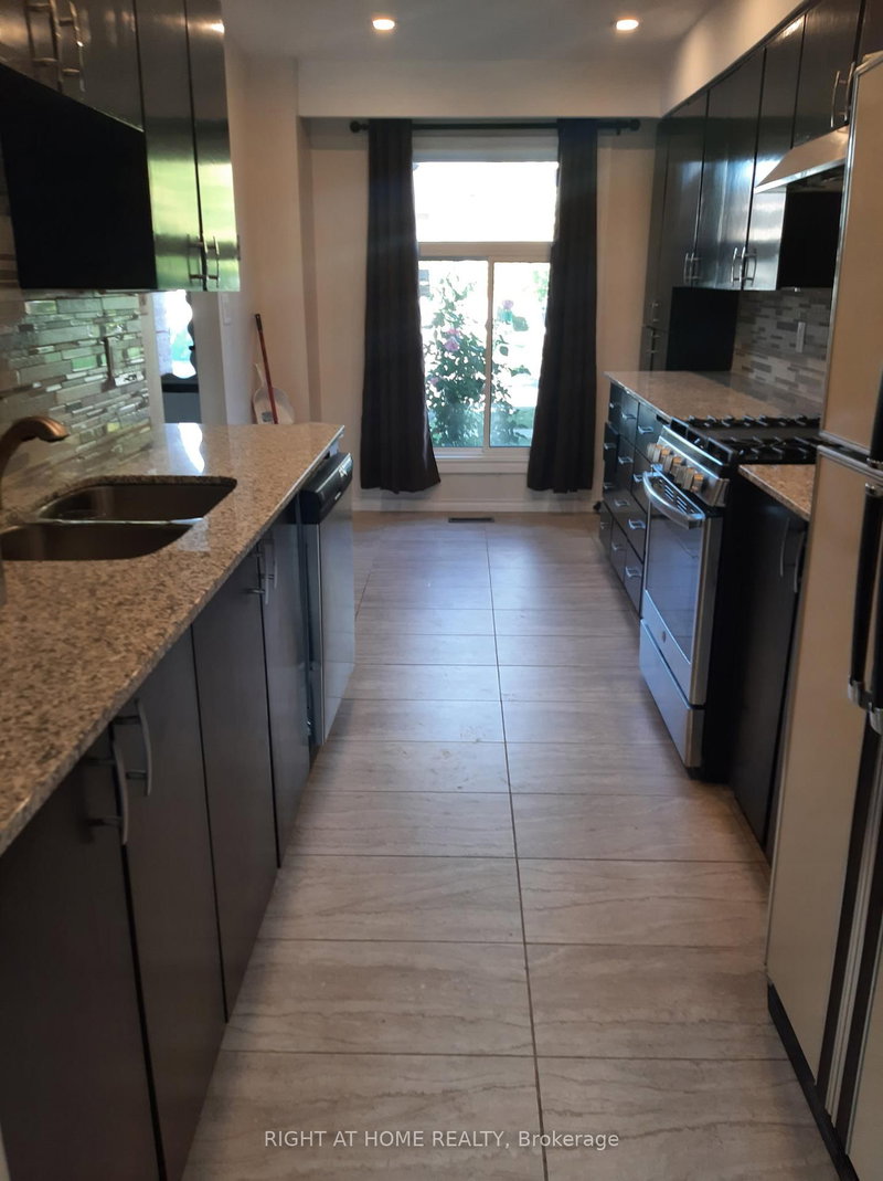 39 Hockley Path
