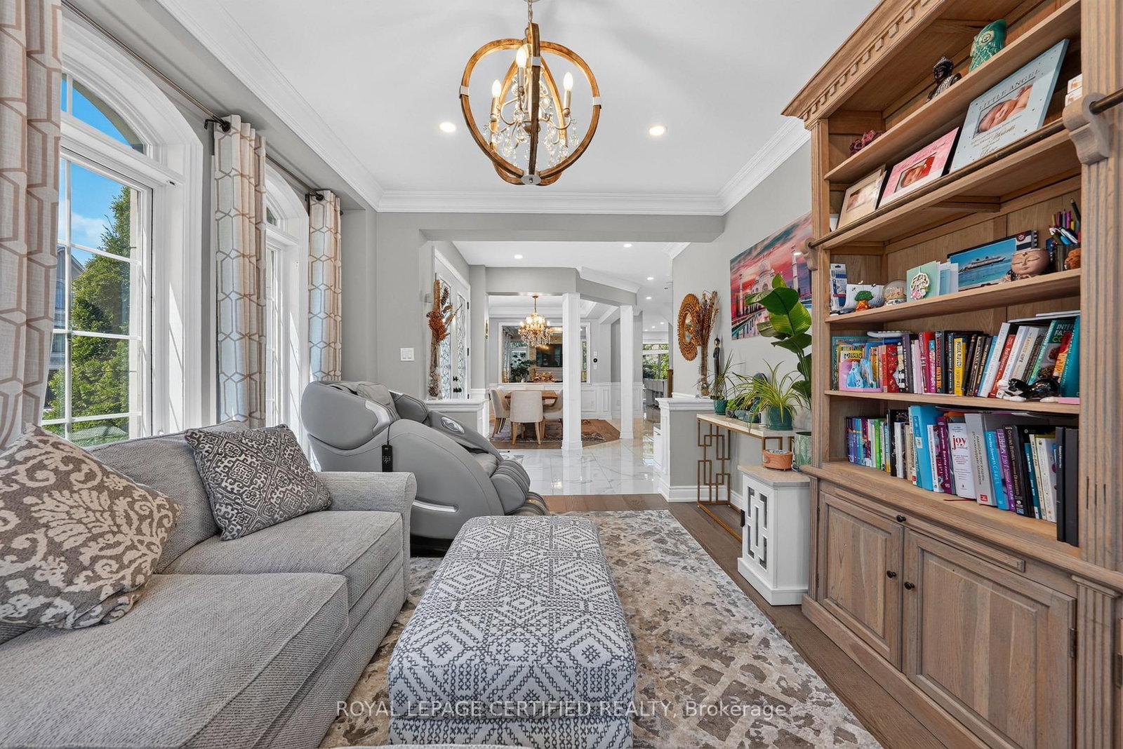 2561 Grand Oak Trail • Oakville, ON photo 13