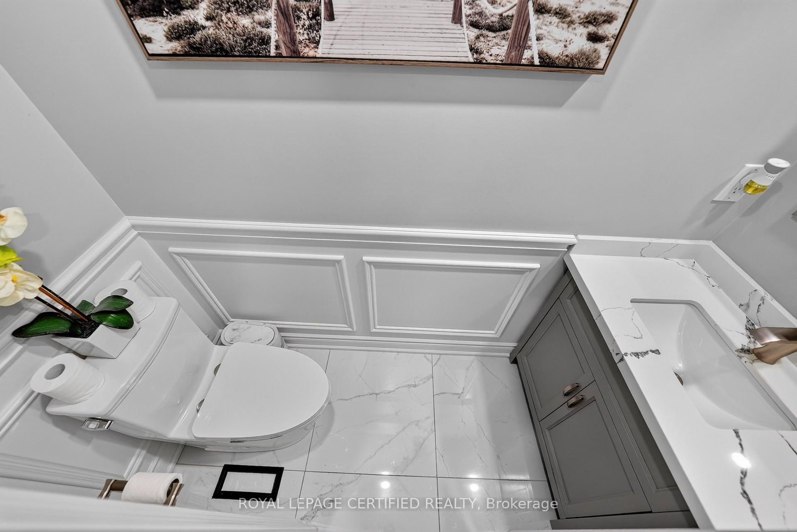 2561 Grand Oak Trail • Oakville, ON photo 29