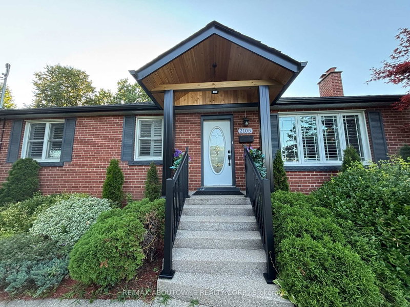 2105 Maplewood Drive