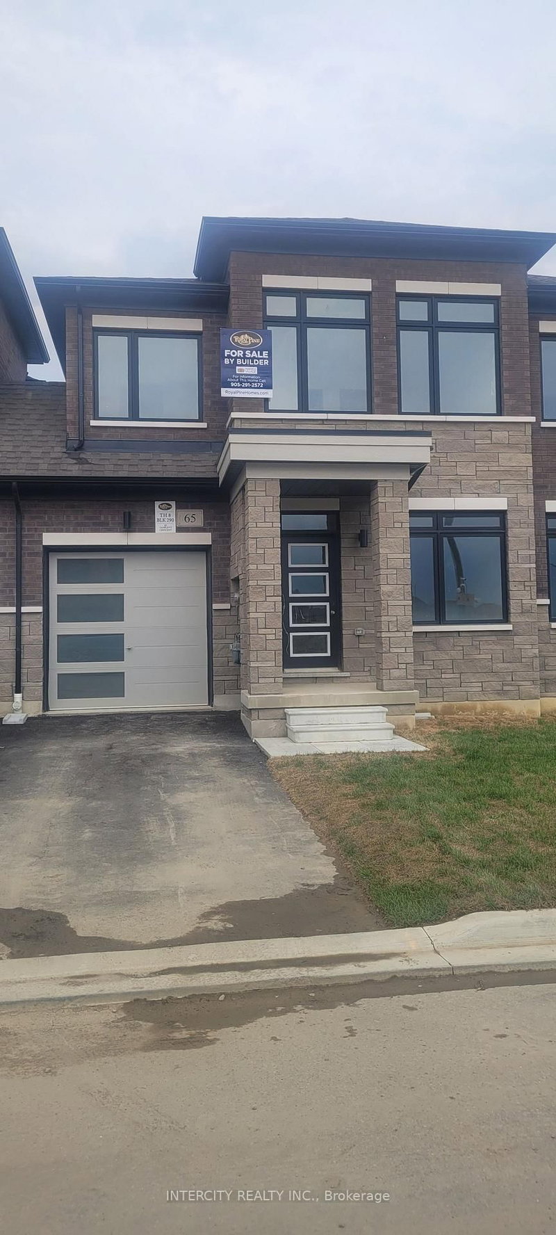 65 Tapscott Crescent