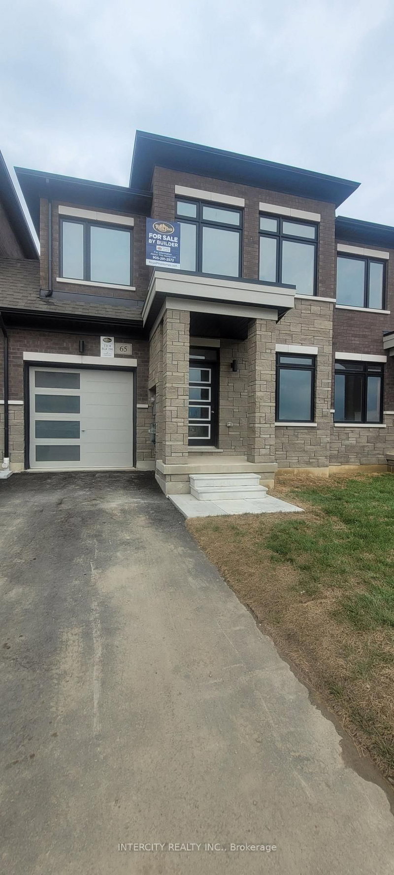 65 Tapscott Crescent