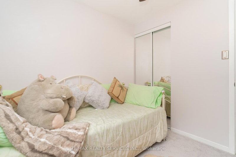 6 Lauderdale Brampton,ON L6V 2B7 — Photo 26